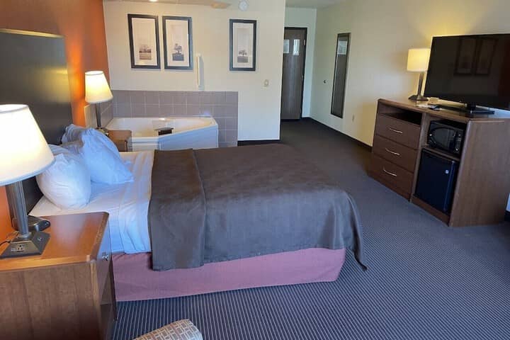 Room 28 of 54