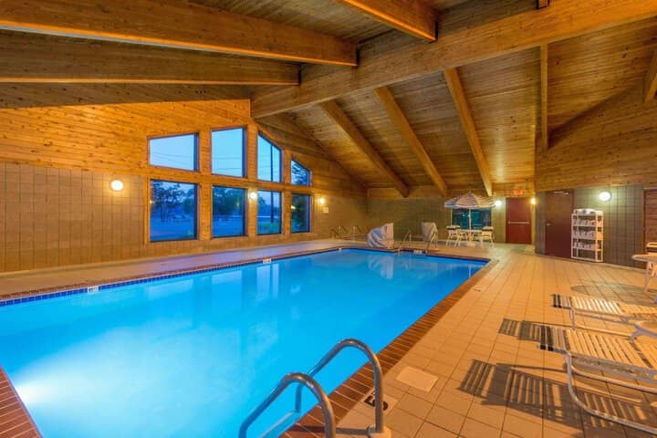 Pool 39 of 54