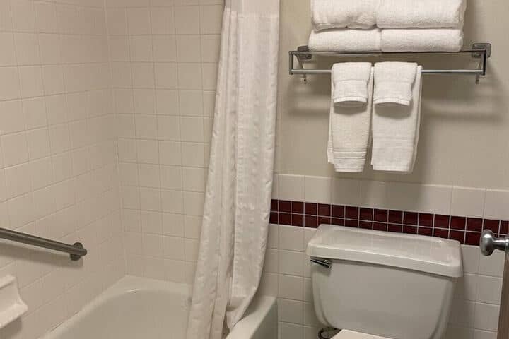 Room 17 of 54