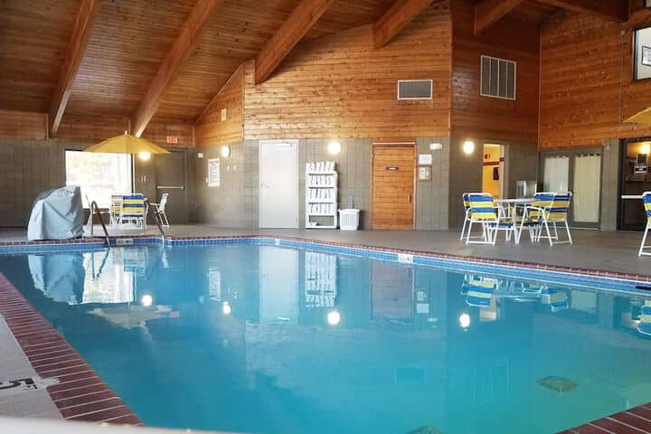 Pool 41 of 54