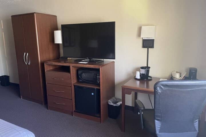 Room 19 of 54