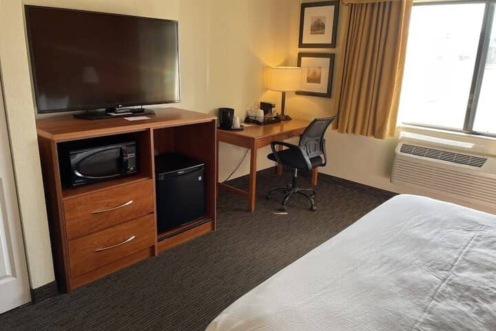 Room 12 of 54
